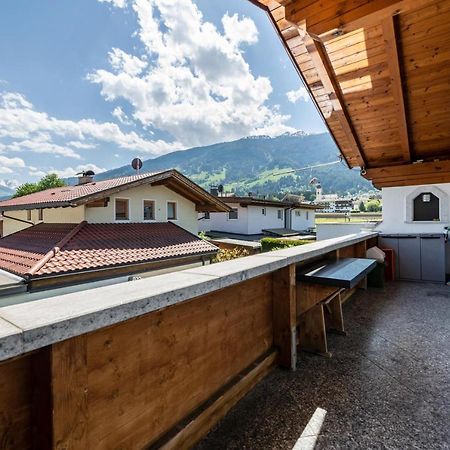 Haus Rudi Apartamento Ried im Zillertal Exterior foto