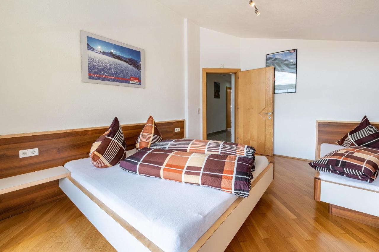 Haus Rudi Apartamento Ried im Zillertal Exterior foto