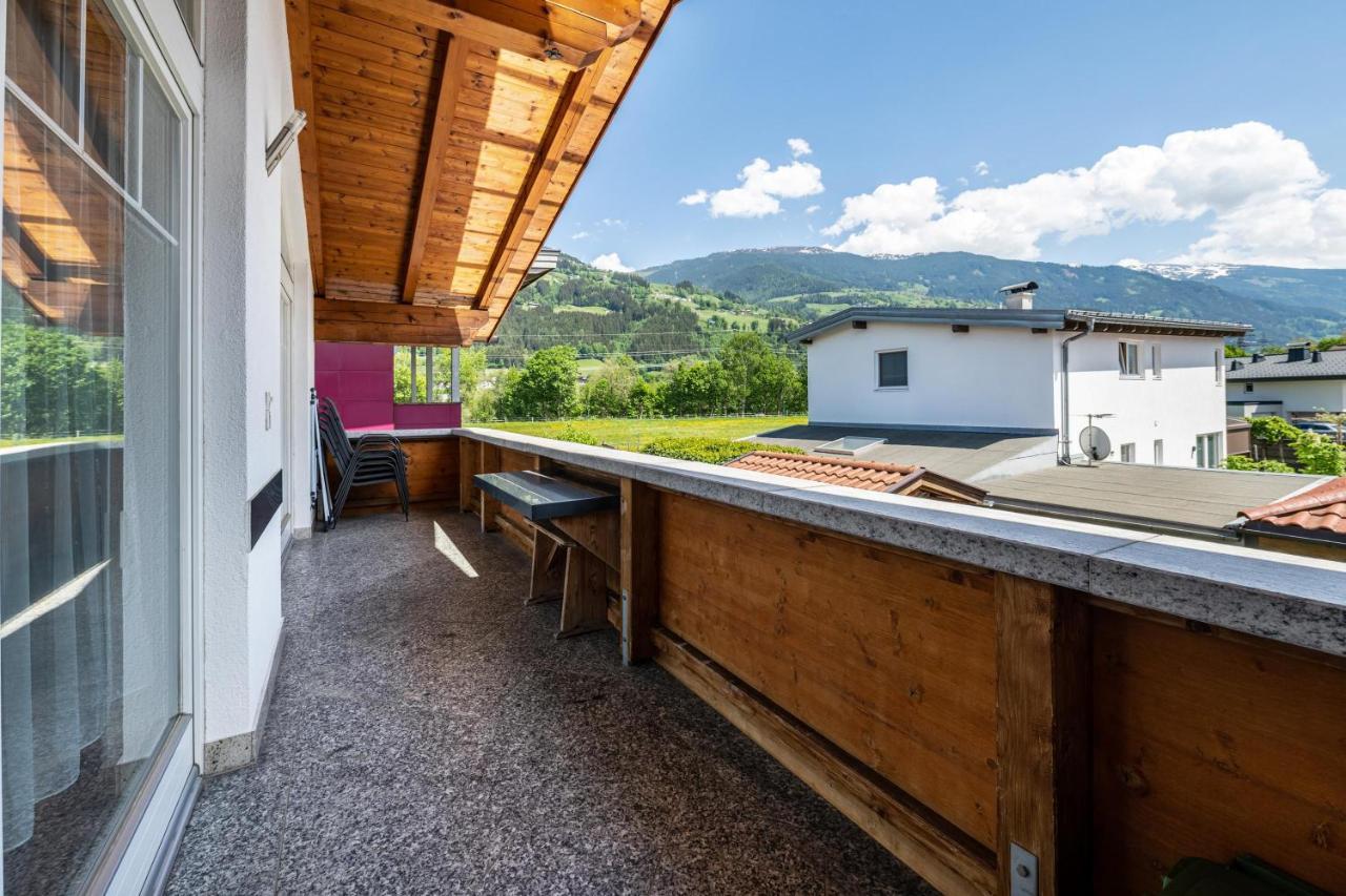 Haus Rudi Apartamento Ried im Zillertal Exterior foto
